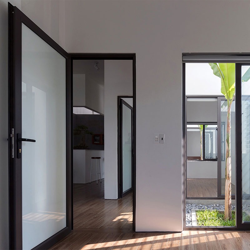 CỬA ĐI MỞ QUAY XINGFA HỆ 55