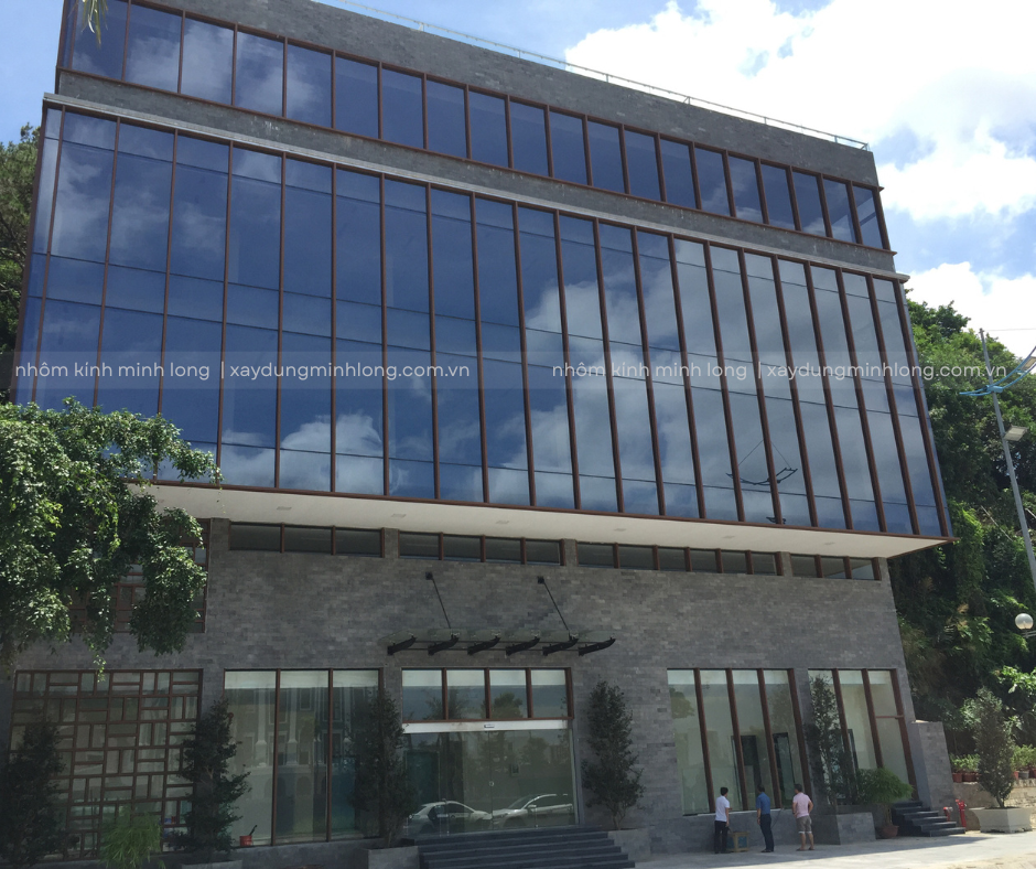công trình mặt dựng nhôm kính minh long